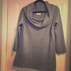 Women’s Lou & Grey (Loft) Grey Scoop-neck Sweater